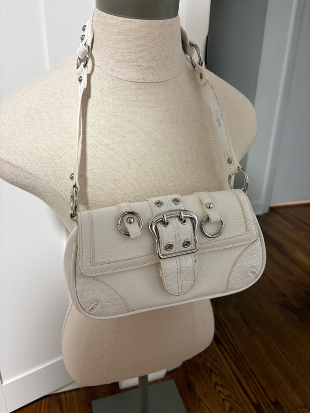 White Buckle-Accent Shoulder Bag